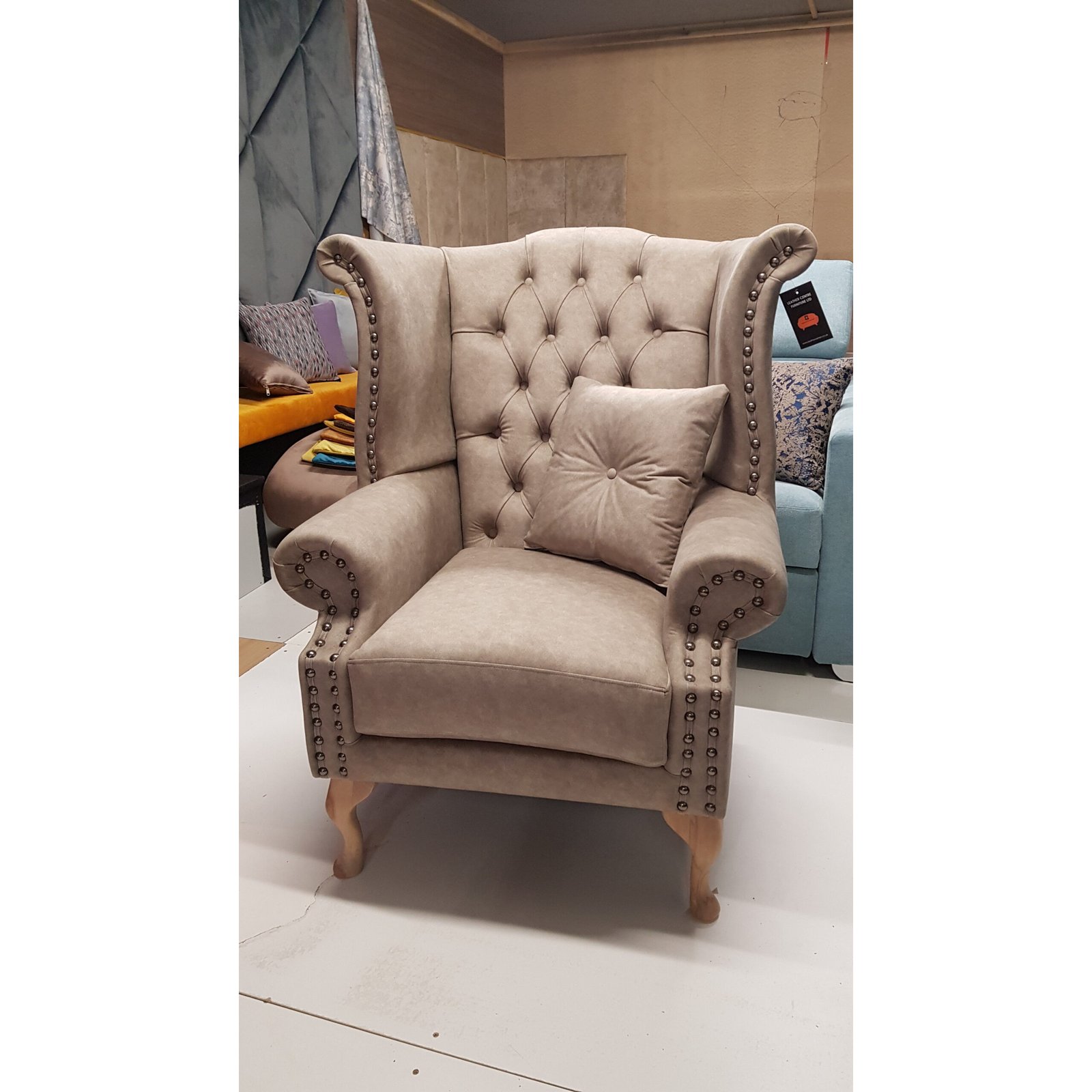 wc-20200521_101529-scaled-11 Queen Arm Chair - Image 1